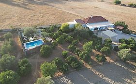 Villa Los Arcos